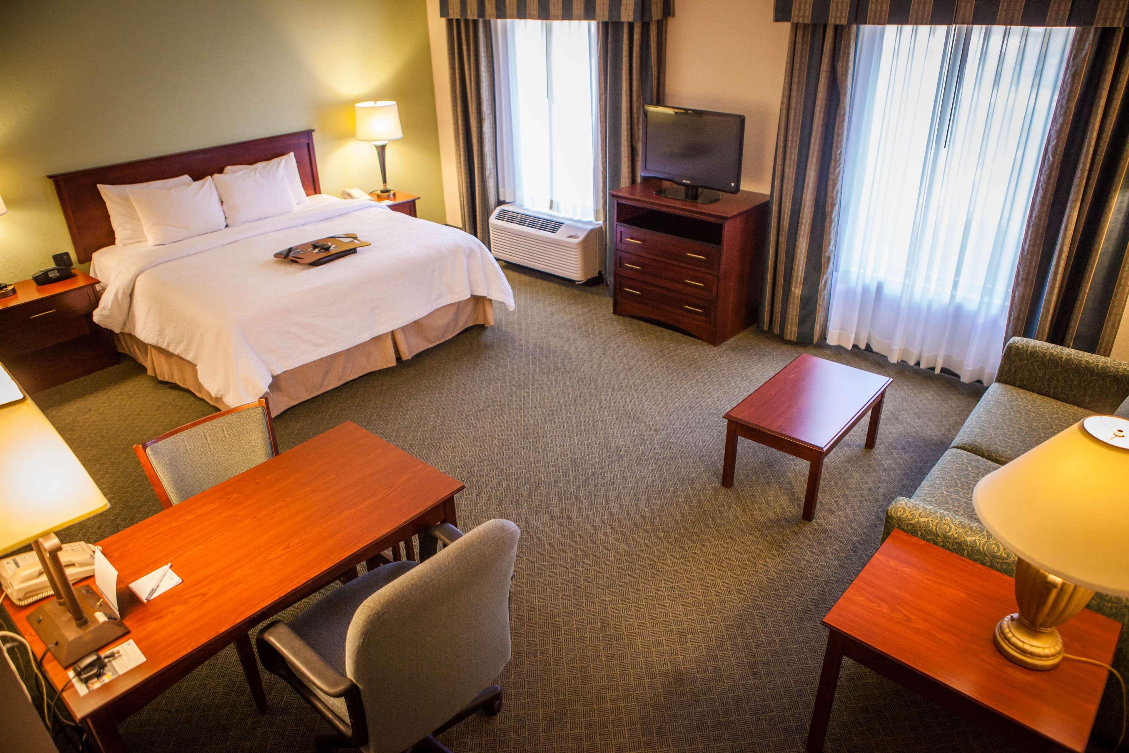 Hampton Inn & Suites, Springfield Sw Екстериор снимка